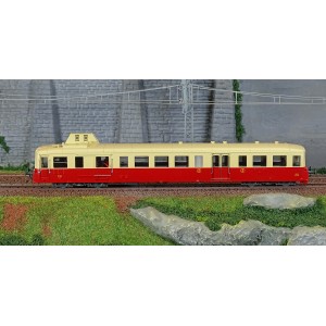 Jouef HJ2617 Autorail diesel X 3800 Picasso, SNCF, livrée rouge/beige Jouef HJ2617 - 2