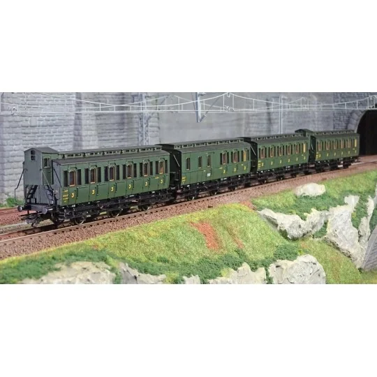 Marklin_42042-Marklin 42042 Set of 4 compartment cars, Prussian type, 3 axles, SNCF