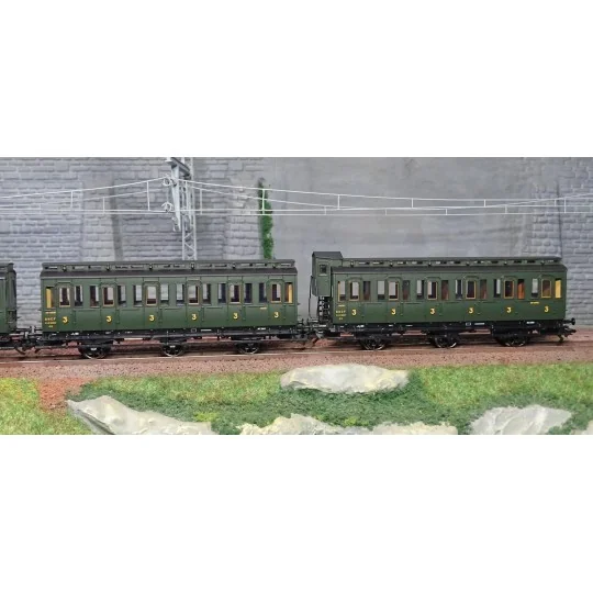 Marklin_42042-Marklin 42042 Set of 4 compartment cars, Prussian type, 3 axles, SNCF
