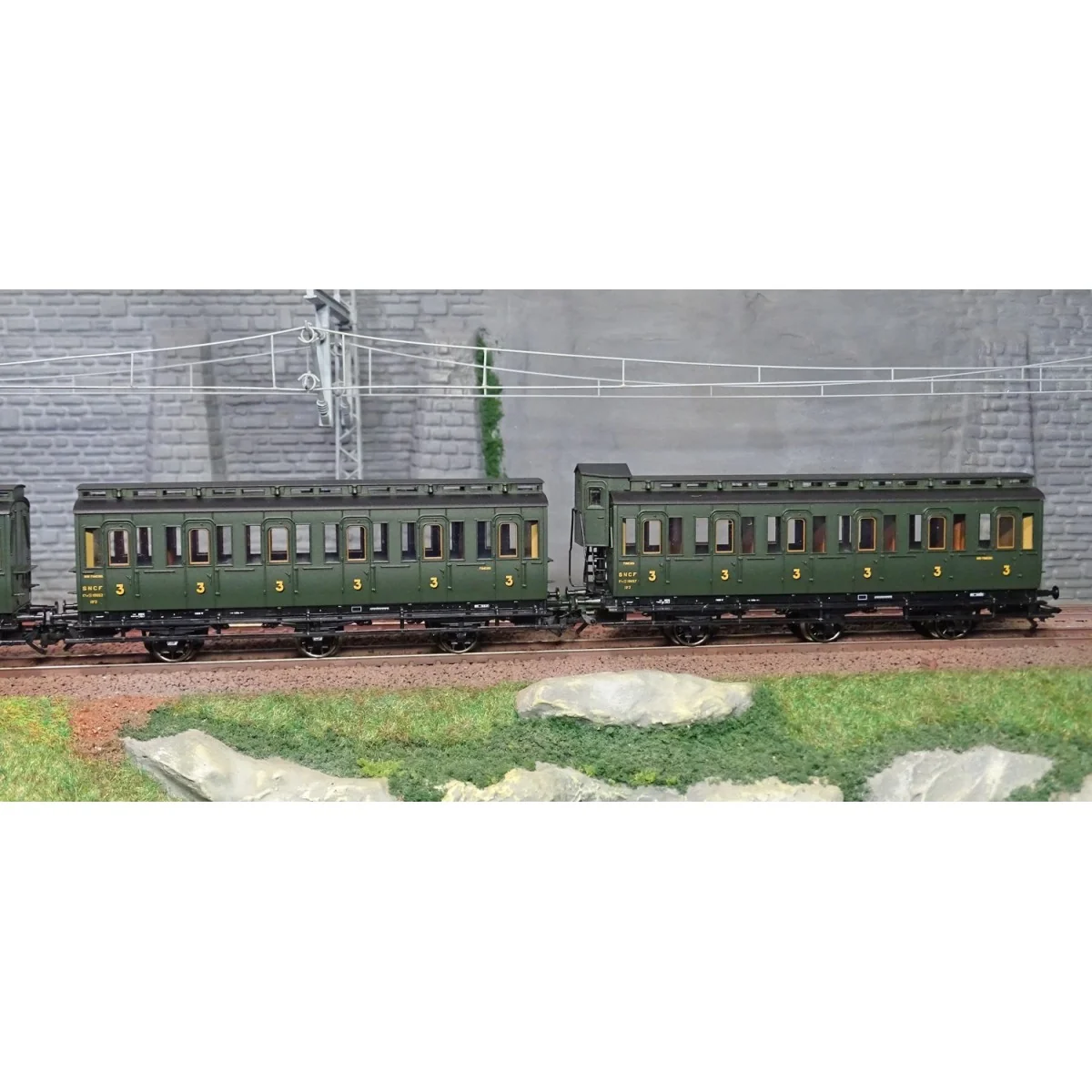 Marklin 42042 Set of 4 compartment cars, Prussian type, 3 axles, SN...