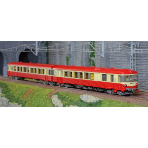 LS Models 10063 Autorail EAD X4696 - XR8693, rouge crème, décoration 1976, Longueau Ls models Lsm_10063 - 4