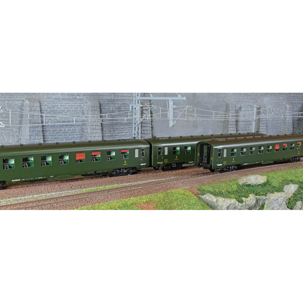 Ree Modeles VB399 Set de 3 voitures voyageurs DEV AO Couchettes, SNCF, B9c9 myfi, vert 306, ep.III Ree Modeles VB-399 - 1