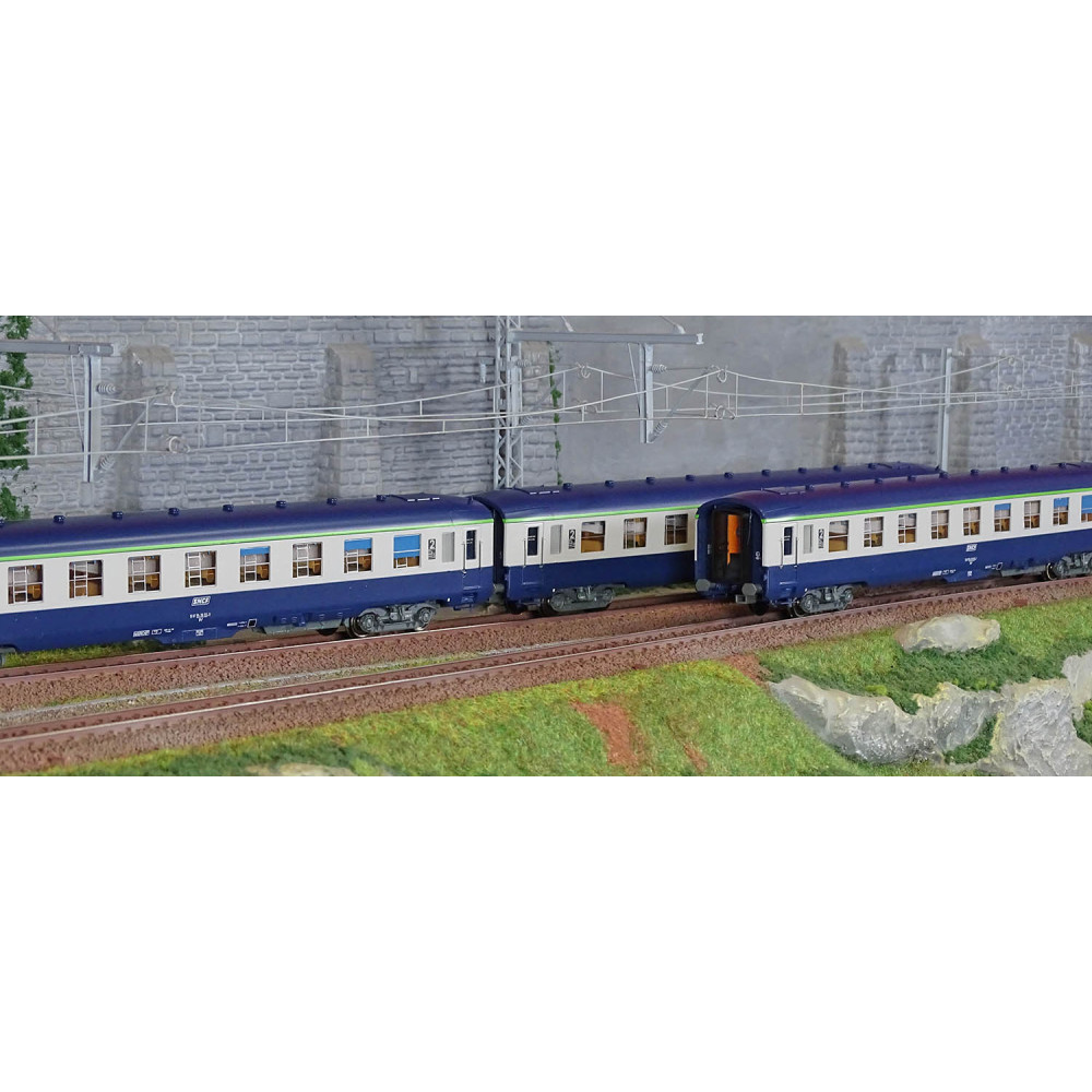 Ree Modeles VB402 Set de 3 voitures voyageurs DEV AO Couchettes, SNCF, B9c9, Bleue/Gris, logo encadré, ep.IV-V Ree Modeles VB-40