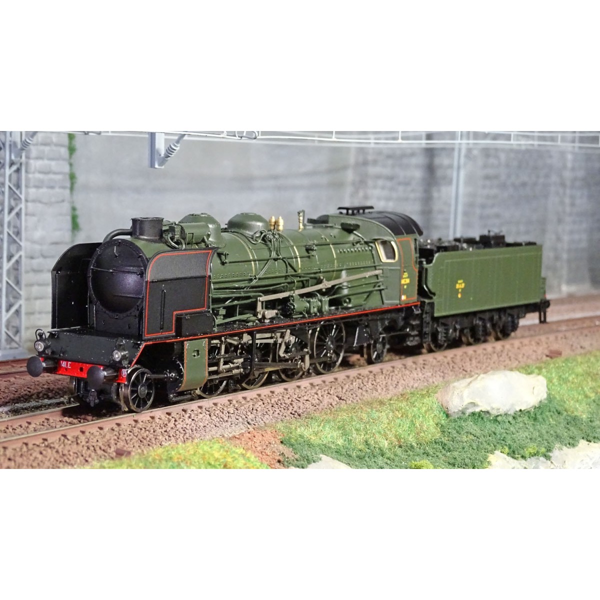 Ree Modeles MB-130 Steam Locomotive 5-141 E 284, SNCF, VILLENEUVE -...