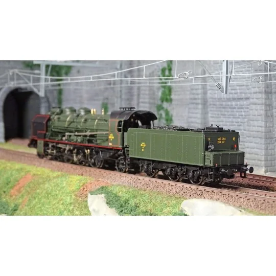 MB-130-Ree Modeles MB-130 Steam Locomotive 5-141 E 284, SNCF, VILLENEUVE