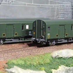 Models World 30305 Set de 2 Wagons fourgons, SNCF, Dqd2m, Vert 301, marquage 1956, feux fin de convoi Models World MW_30305 - 1