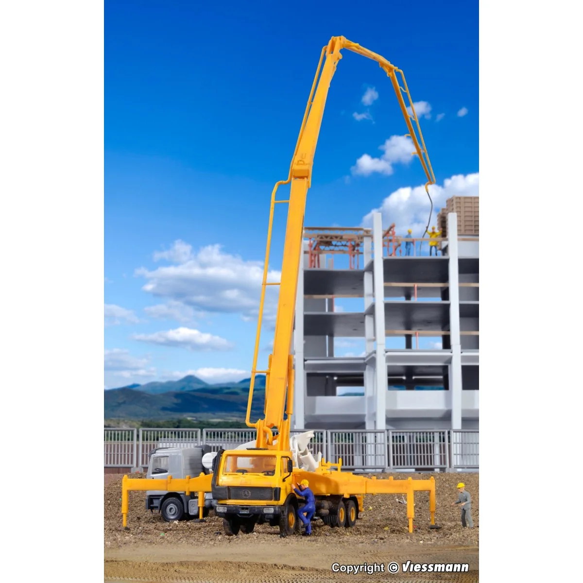 Kibri 10200 Truck Crane SCHWING Kibri 10200 Truck Crane SCHWING