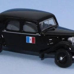 SAI 6171 Citroën Traction 11A 1935, noire, drapeau français avec croix de lorraine Sai Sai_6171 - 1