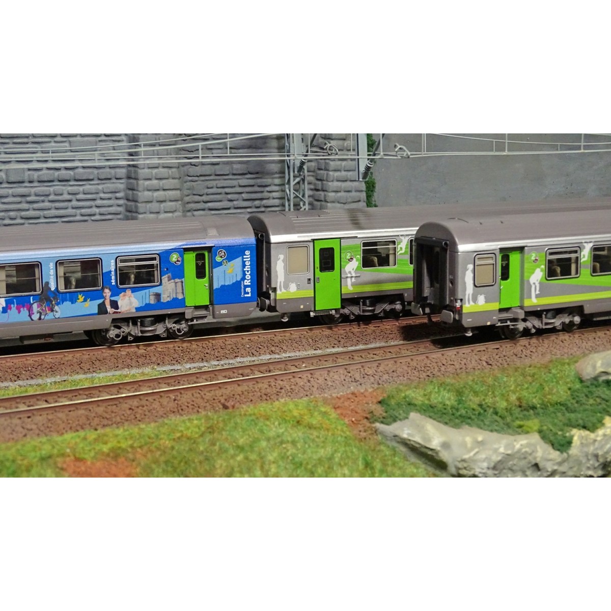 LS Models 41201 Set of 3 cars B10+B11+B11, La Rochelle and Intercit...