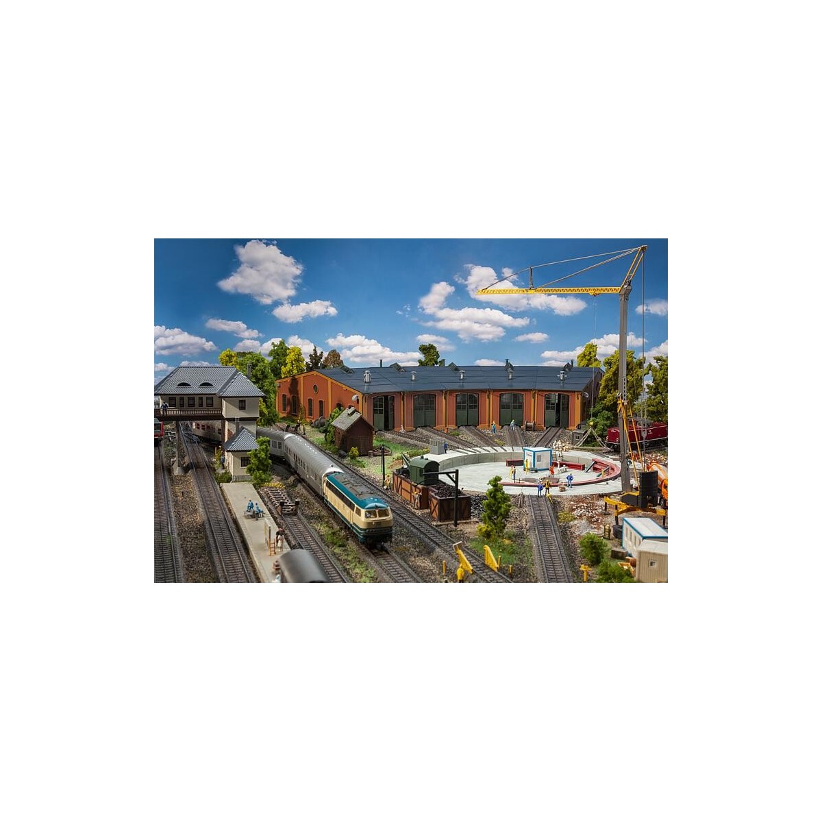 Faller 120281 Model Kit, 12° Gauge Locomotive Roundhouse - Faller_1...