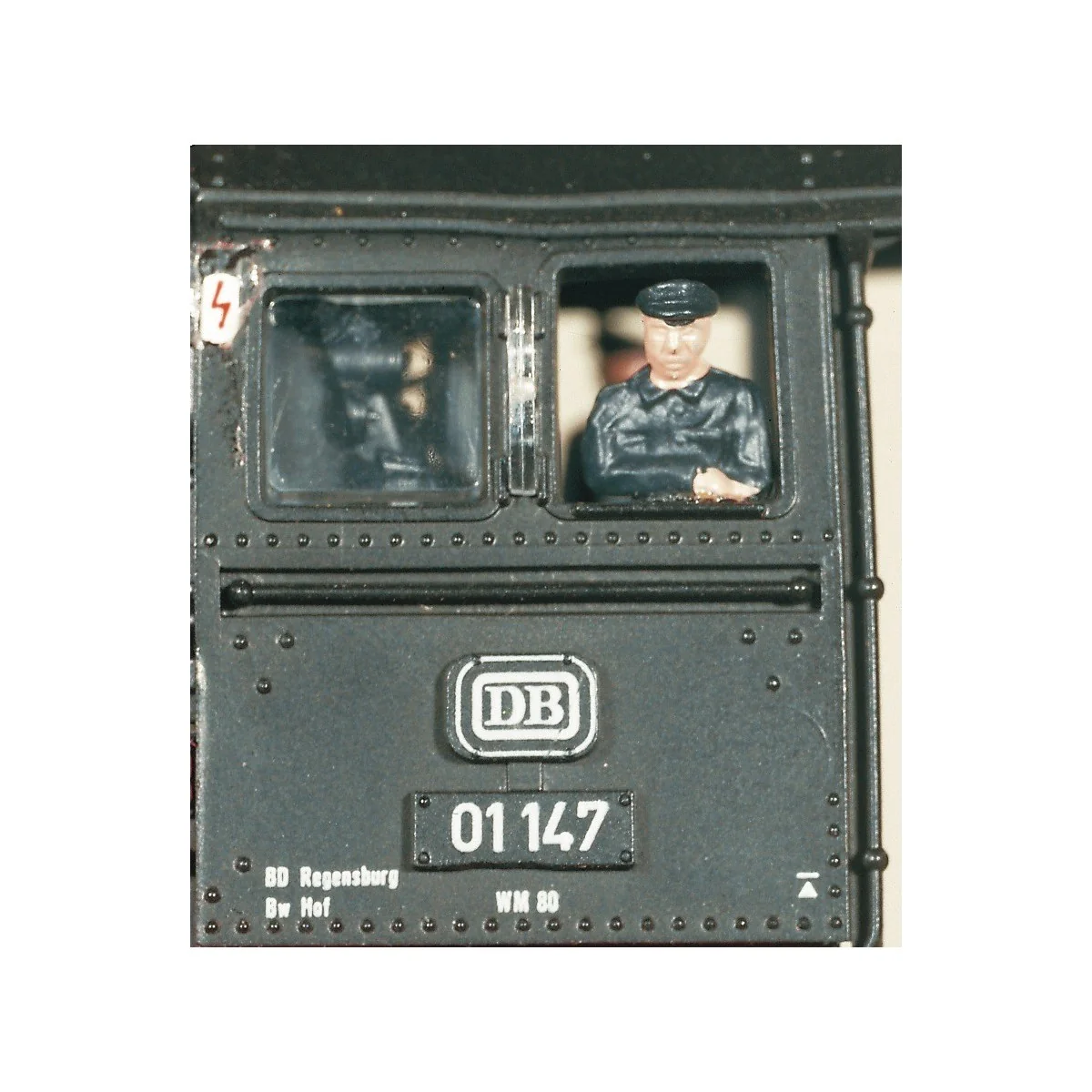 Roco 40001 Drivers Cab Bust Figurine Roco 40001 Drivers Cab Bust Figurine