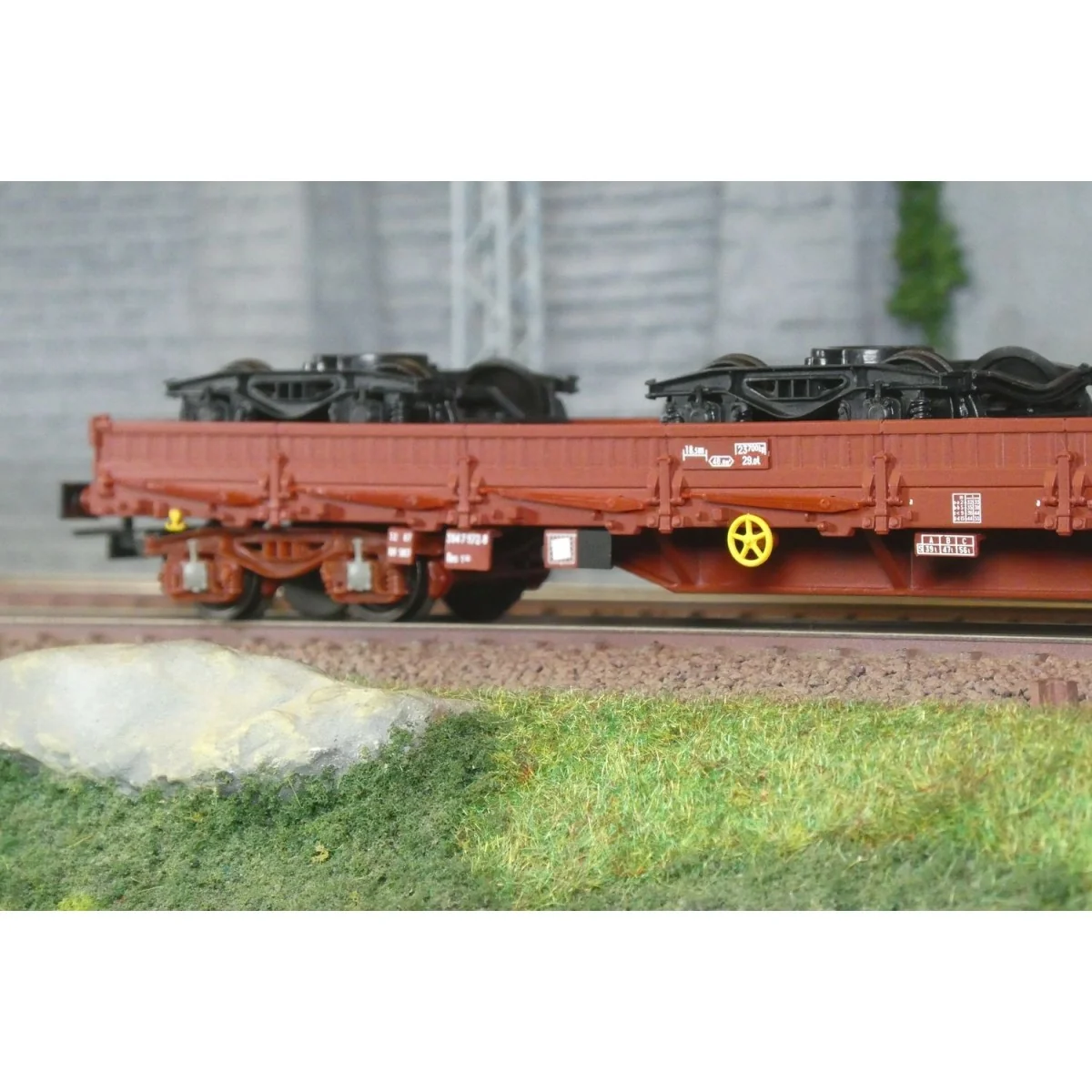 Jouef HJ6308 Wagon plat à ridelles type Res à bogies, SNCF, chargé ...