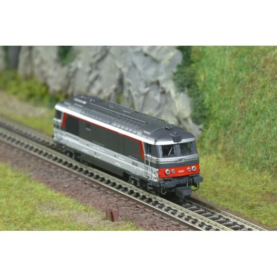 NW-338.S-BB 67421 diesel locomotive, MULTISERVICE livery, NEVERS, digital sound, N scale 1/160 - REE Modeles NW338S