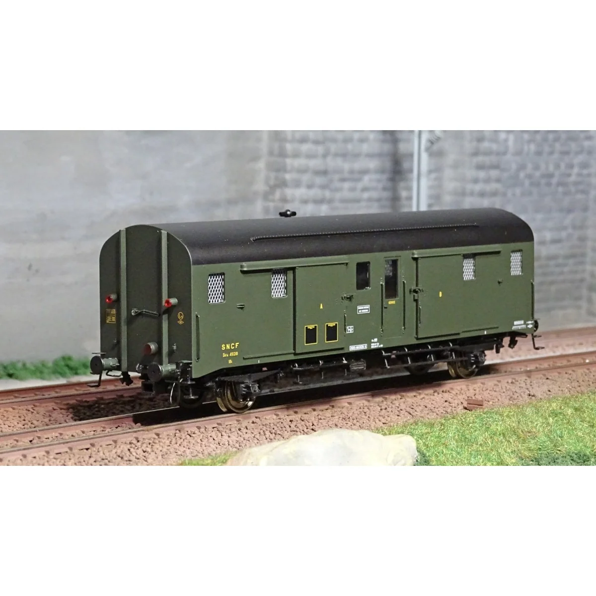 Ree Modeles VB340 Fourgon DEV 52, Porte Lanterne Moderne, SNCF, SUD-OUEST Ree Modeles VB-340 - 1 Ree Modeles VB340 Fourgon DEV 52, Porte Lanterne Moderne, SNCF, SUD-OUEST Ree Modeles VB-340 - 1