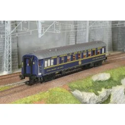 CIWL, voiture-restaurant « Libre-Service », ép. IV, éclairée - Joue...