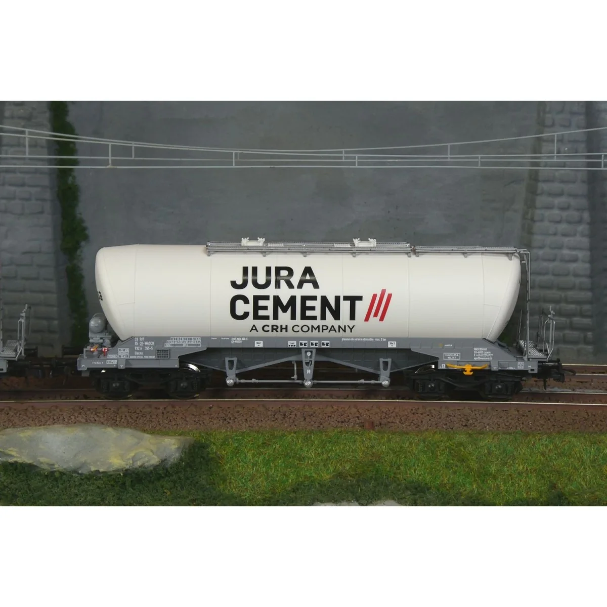 Roco 6600191 Set of 2 silo wagons, Jura Cement/Wascosa