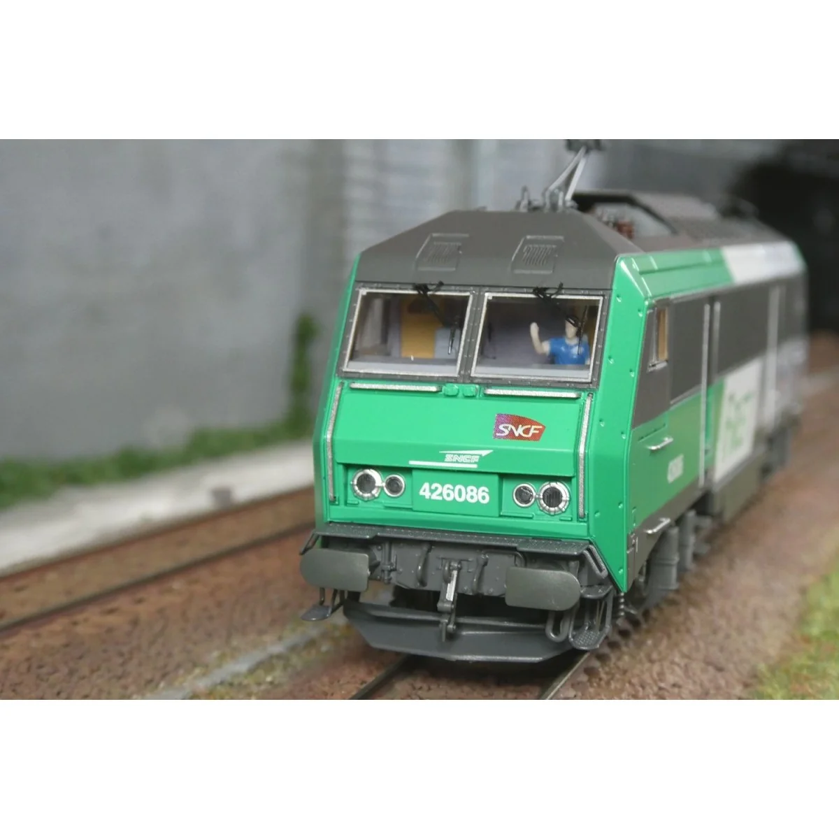 Jouef HJ2469S Locomotive électrique BB 426086, SNCF, livrée FRET, l...