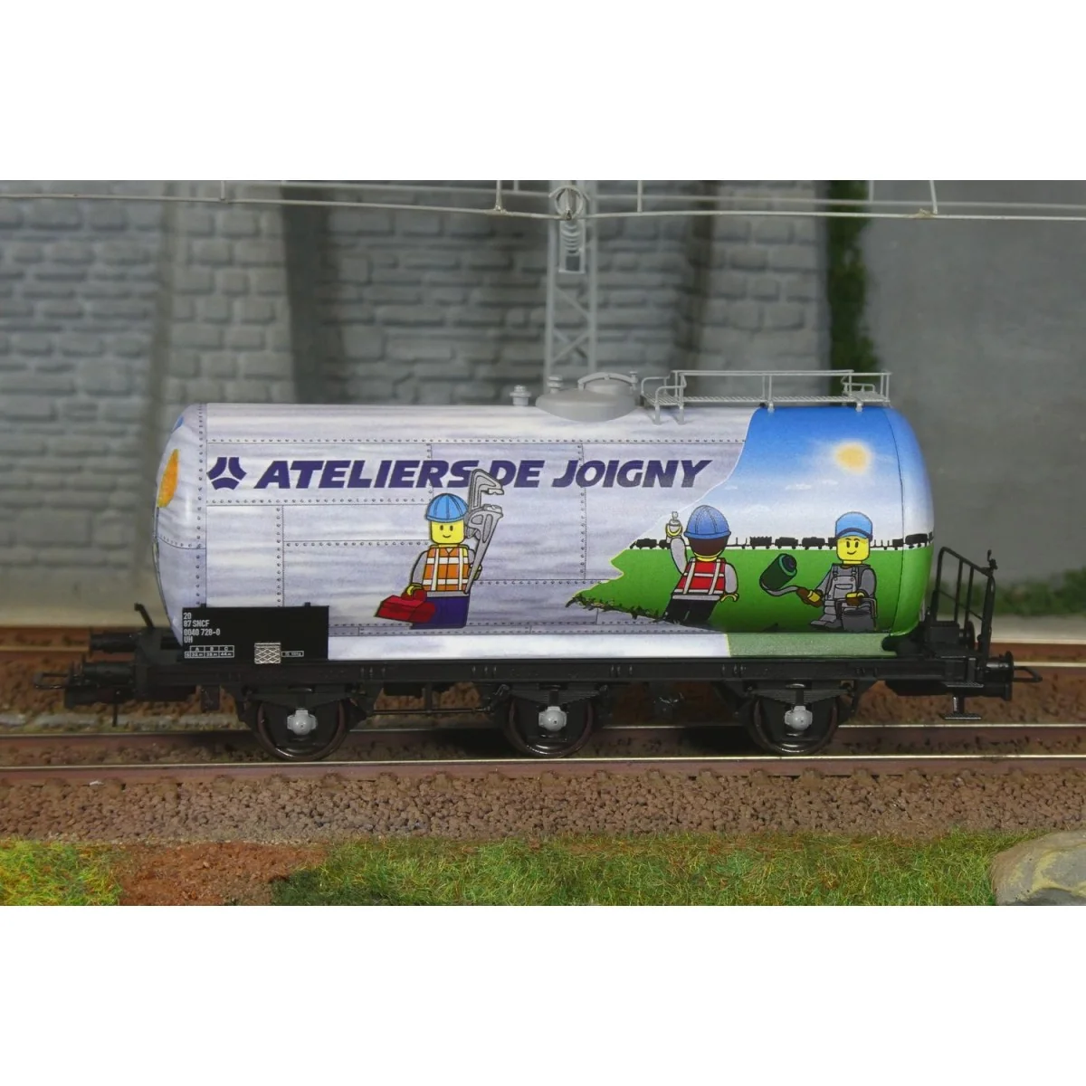 Wagon citerne à 3 essieux, SNCF, VTG, Ateliers de Joigny - Jouef HJ...