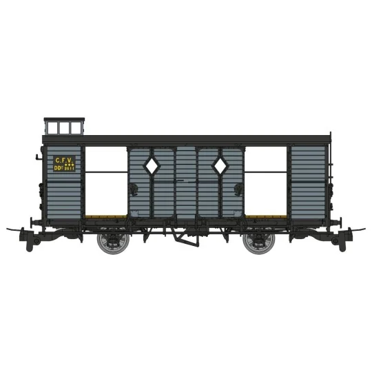 VM-051-CFD baggage car, light grey, era III-IV, with chimney, HOm - Ree Modeles VM050