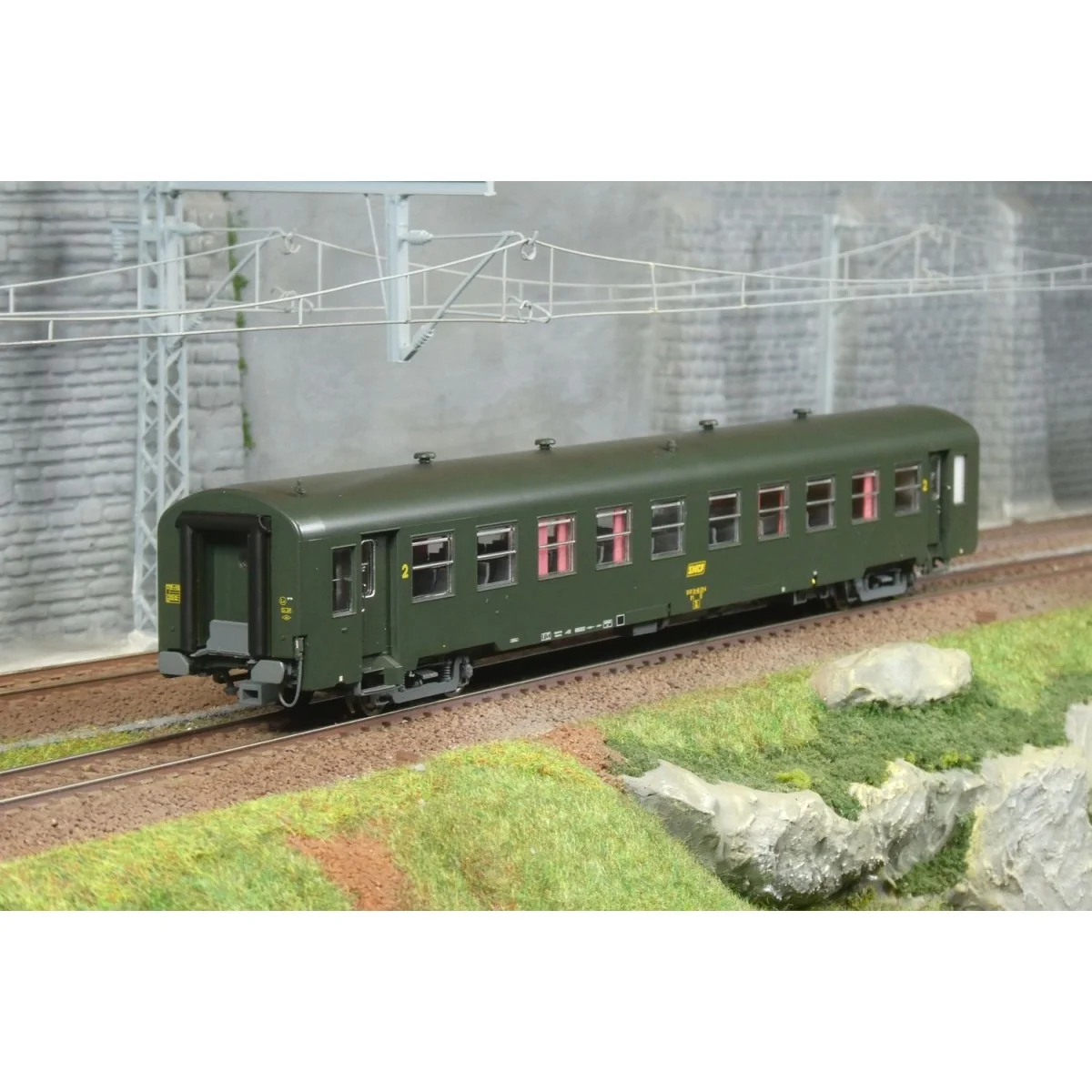 Voiture USI B10t U61, SNCF - Models World MW40031 - Éclairée HO