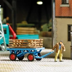 Cart loaded with wooden planks - Busch 1633 - HO