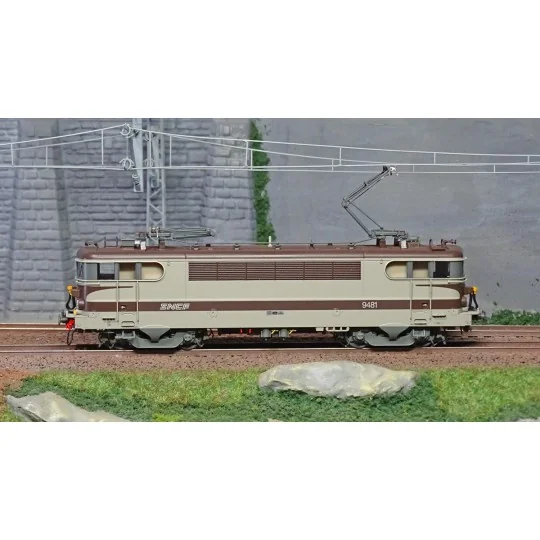 Lsm_10224-LS Models 10224 SNCF BB 9481 electric locomotive, Arzens livery, noodle logo