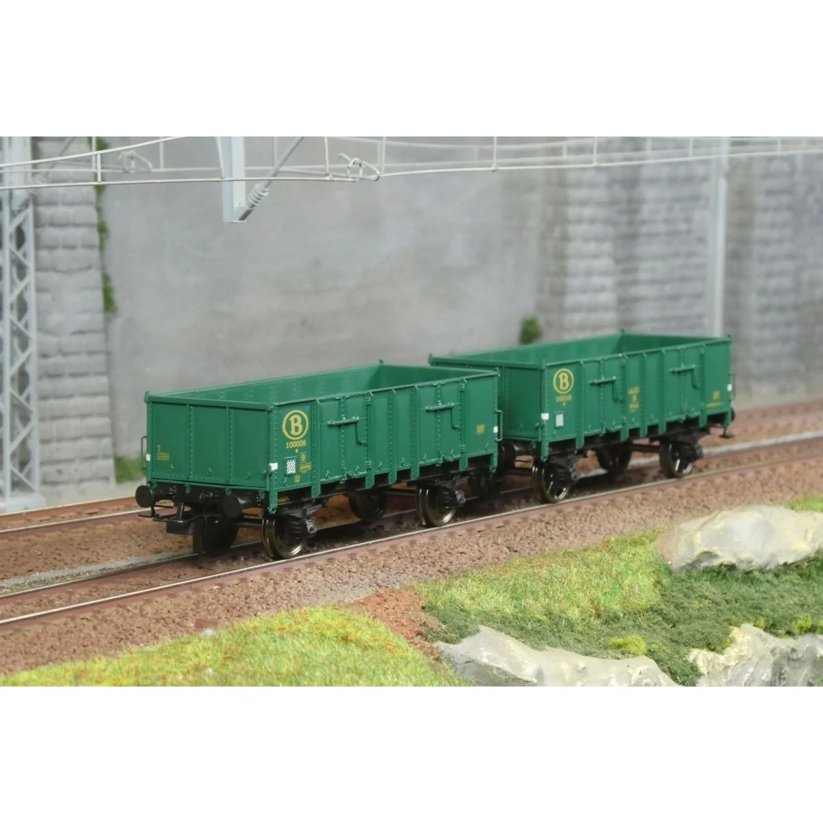 Ree Modeles WB921 Set de 2 wagons Tombereau caisse métallique, vert...