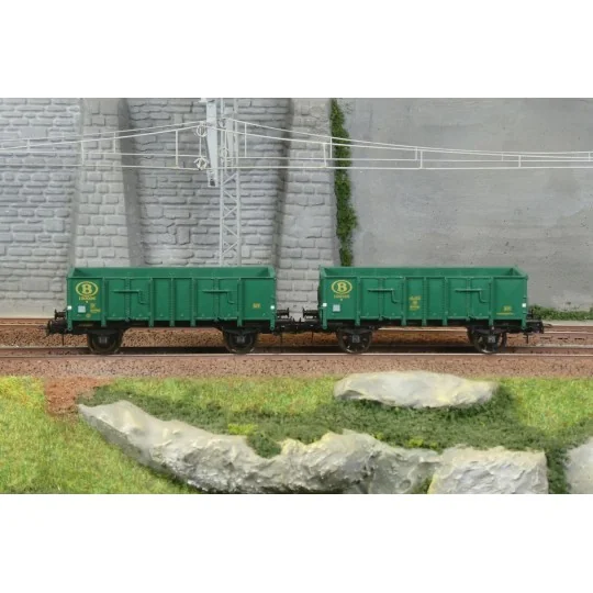 WB-921-Ree Modeles WB921 Set of 2 metal-bodied tipper wagons, green, SNCB, ep.III
