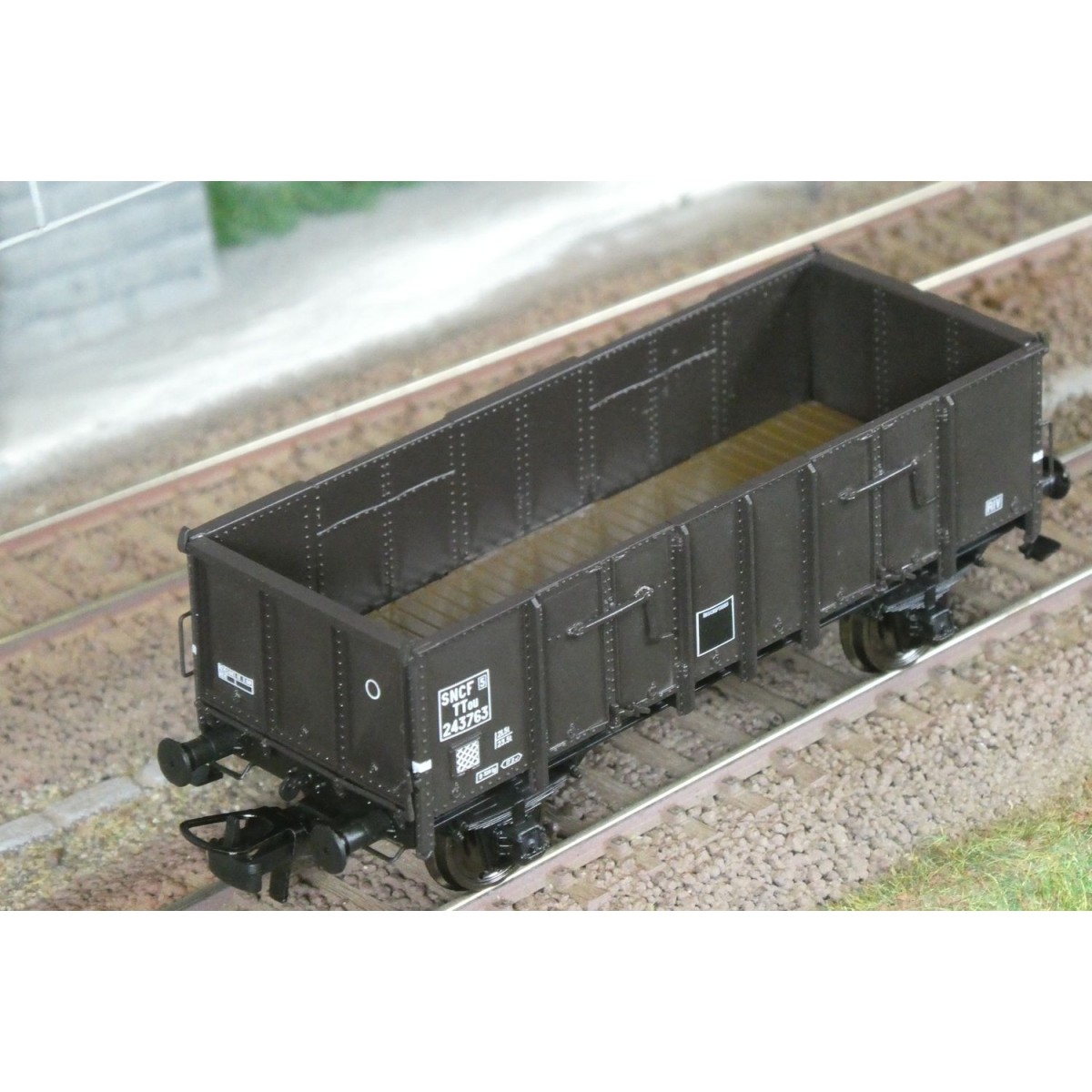 Ree Modeles WB918 Wagon Tombereau caisse métallique, SNCF, ep.III