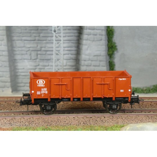 WB-924-Ree Modeles WB924 Tipper Wagon with metal body, brown, SNCB, ep.III