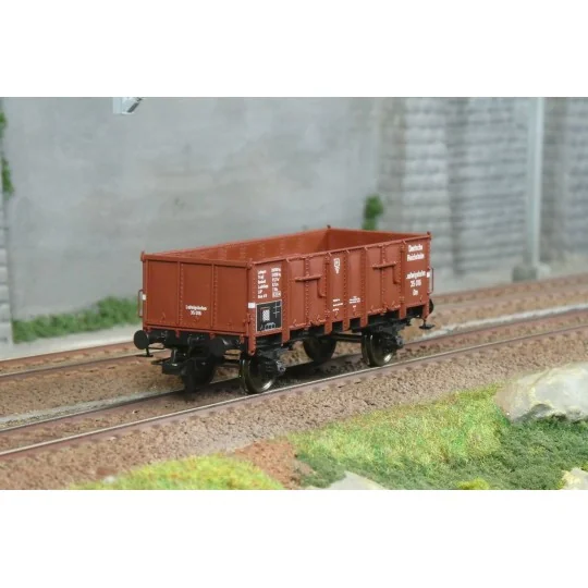 WB-929-Ree Modeles WB929 Dump Wagon with metal body, DR, ep.III