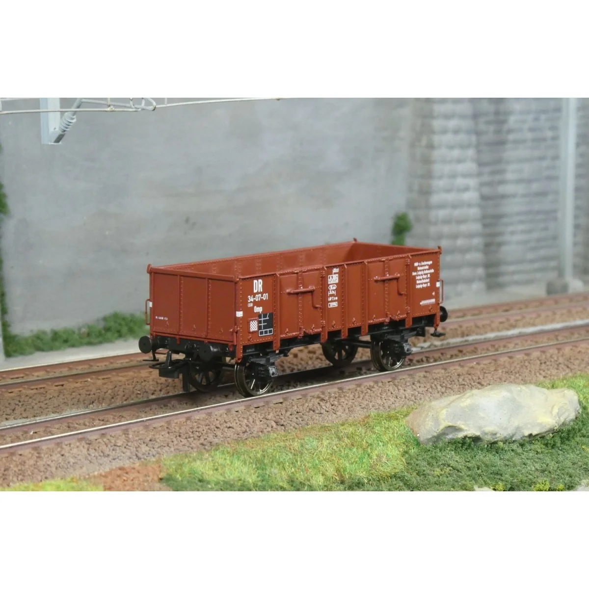 Ree Modeles WB932 Dump Wagon with metal body, DR, ep.IV
