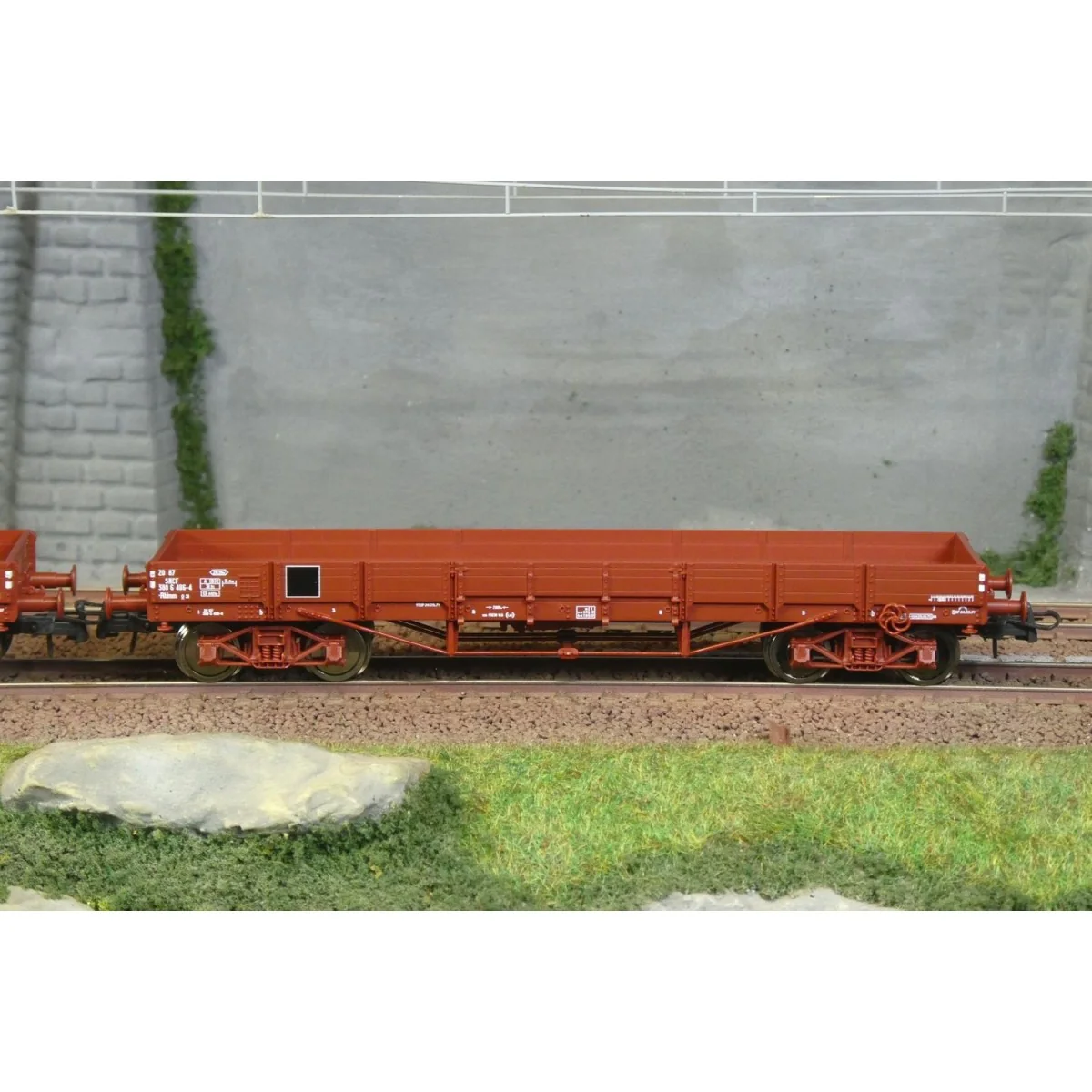 Set of 2 low-sided wagons, bogies, type TP, SNCF - Roco 6600224 Set of 2 low-sided wagons, bogies, type TP, SNCF - Roco 6600224