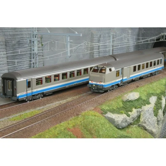 LSM_41253DC-LS Models 41253DC Set of 3 passenger cars (VU + VTU), driving trailer, SNCF, TER Rhône-Alpes, Casquette logo, lighting