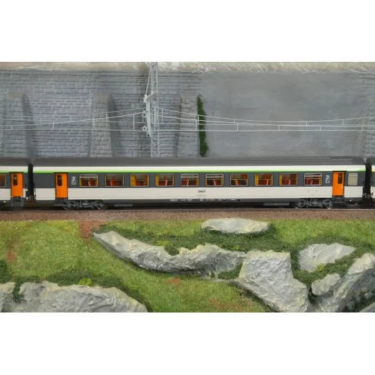 Set de 3 voitures Corail d’origine VU + VTU LS Models, 41250DC, voi... LSM_41250DC-Set de 3 voitures Corail d’origine VU + VTU LS Models, 41250DC, voiture pilote B6, SNCF, logo encadré, éclairage