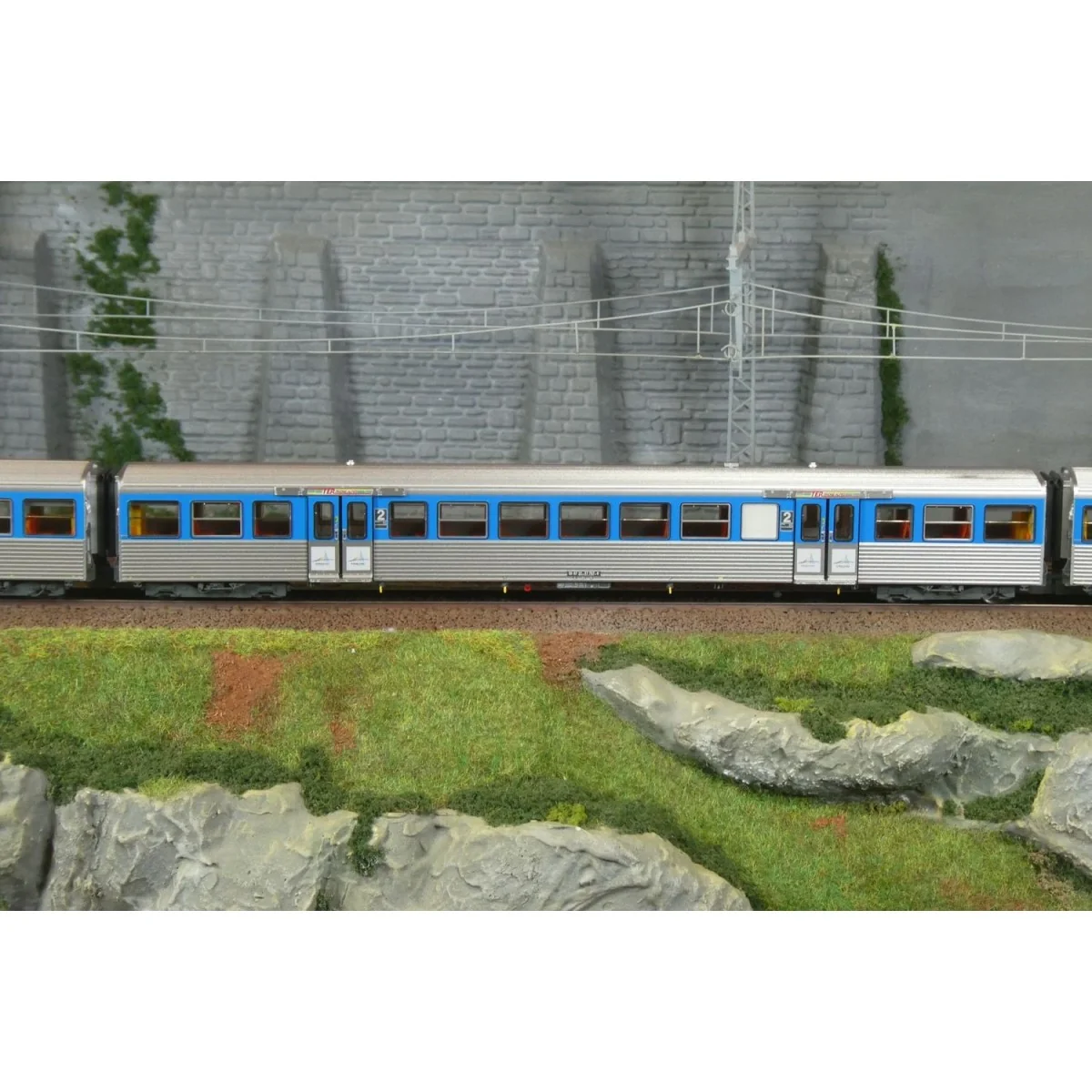 EPM 41.49.15 SNCF Regional Reversible Trainset, RRR Rhône-Alpes, bl...