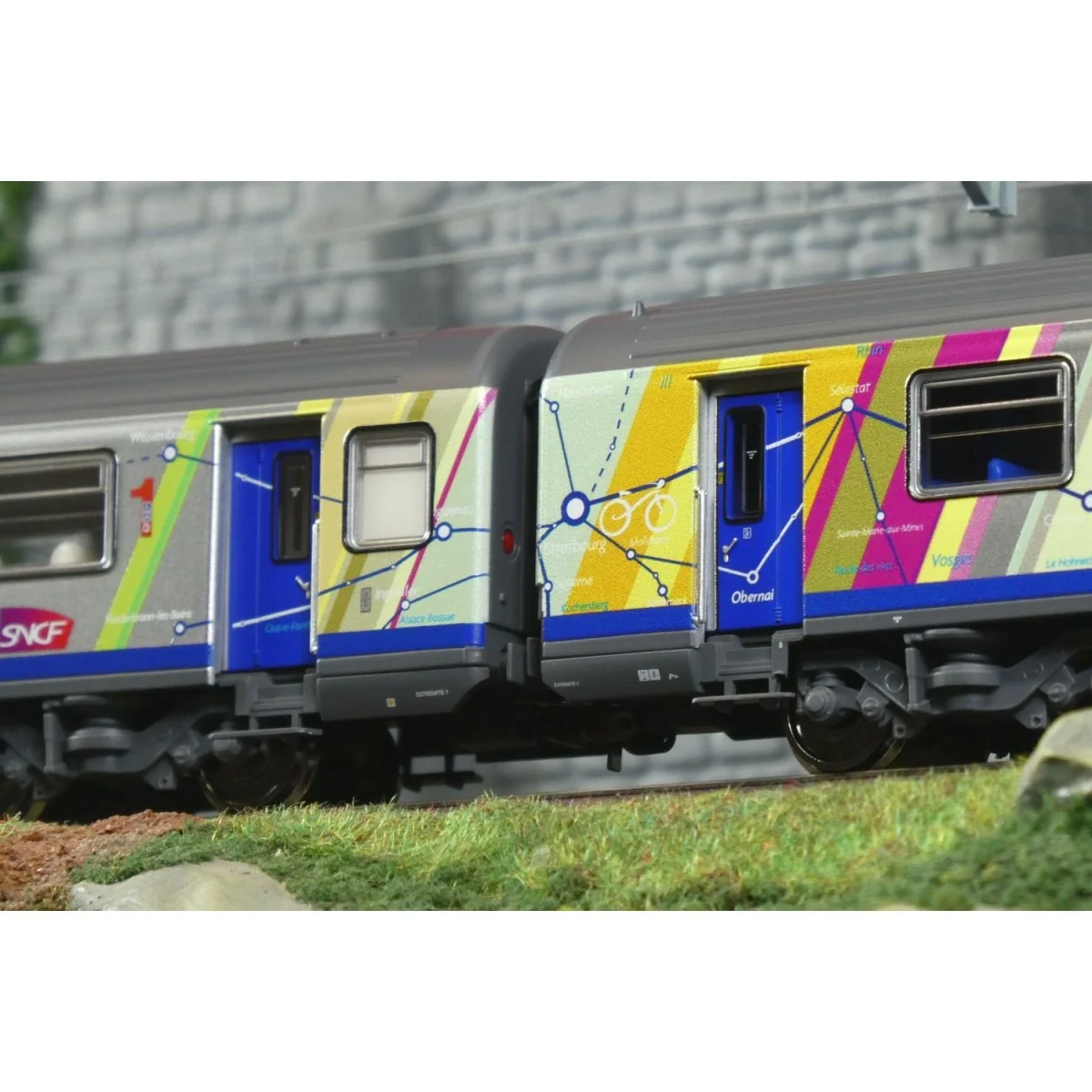 Piko 97143 Set of 2 Corail Alsace passenger cars, A10tu / B11tu, Ca...