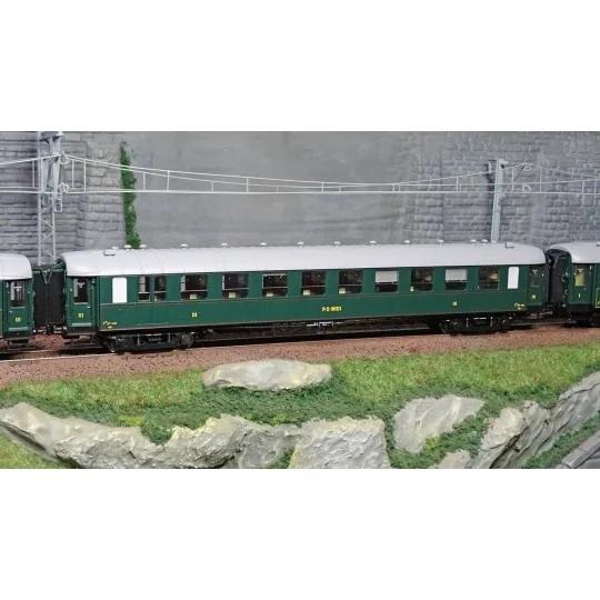 LS Models 40200 Set of 3 OCEM, PO MIDI carriages, 1935 Lsm_40200-LS Models 40200 Set of 3 OCEM, PO MIDI carriages, 1935