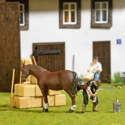 Busch 79857 Action Set farrier - HO