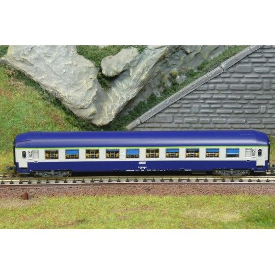 Voiture couchettes UIC B9c9x 2e cl. livrée TEN logo blanc encadré S... NW-351-Voiture couchettes UIC B9c9x 2e cl. livrée TEN logo blanc encadré SNCF - REE NW351, N 1/160