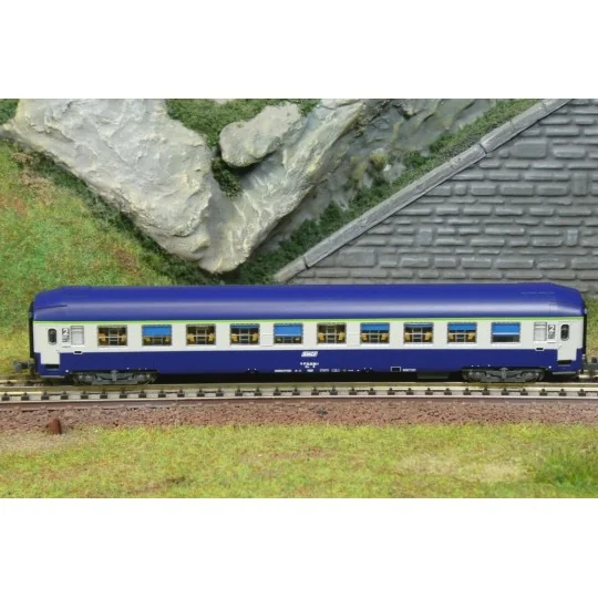 NW-351-Voiture couchettes UIC B9c9x 2e classe livrée Wasteels logo blanc encadré SNCF REE NW-349 N 1/160