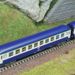 Set de 2 voitures couchettes UIC B9c9x 2e cl. TEN logo blanc encadr...