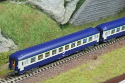 Set of 2 UIC B9c9x 2nd class sleeping cars with white framed SNCF l...