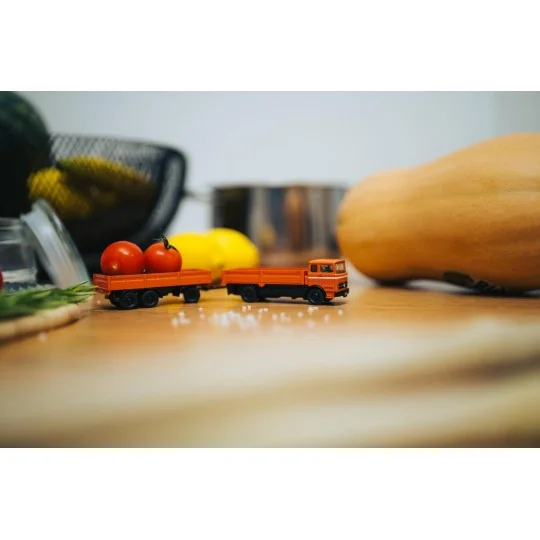 Camion MB 1620 avec remorque orange 2.4GHz RTR 1/87 Carson 500504159-Camion MB 1620 avec remorque orange 2.4GHz RTR 1/87 Carson