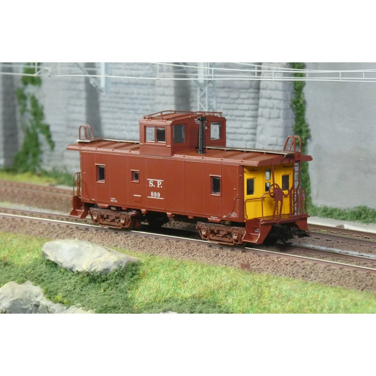 Southern Pacific Tail Van - Marklin 45707 Southern Pacific Tail Van - Marklin 45707