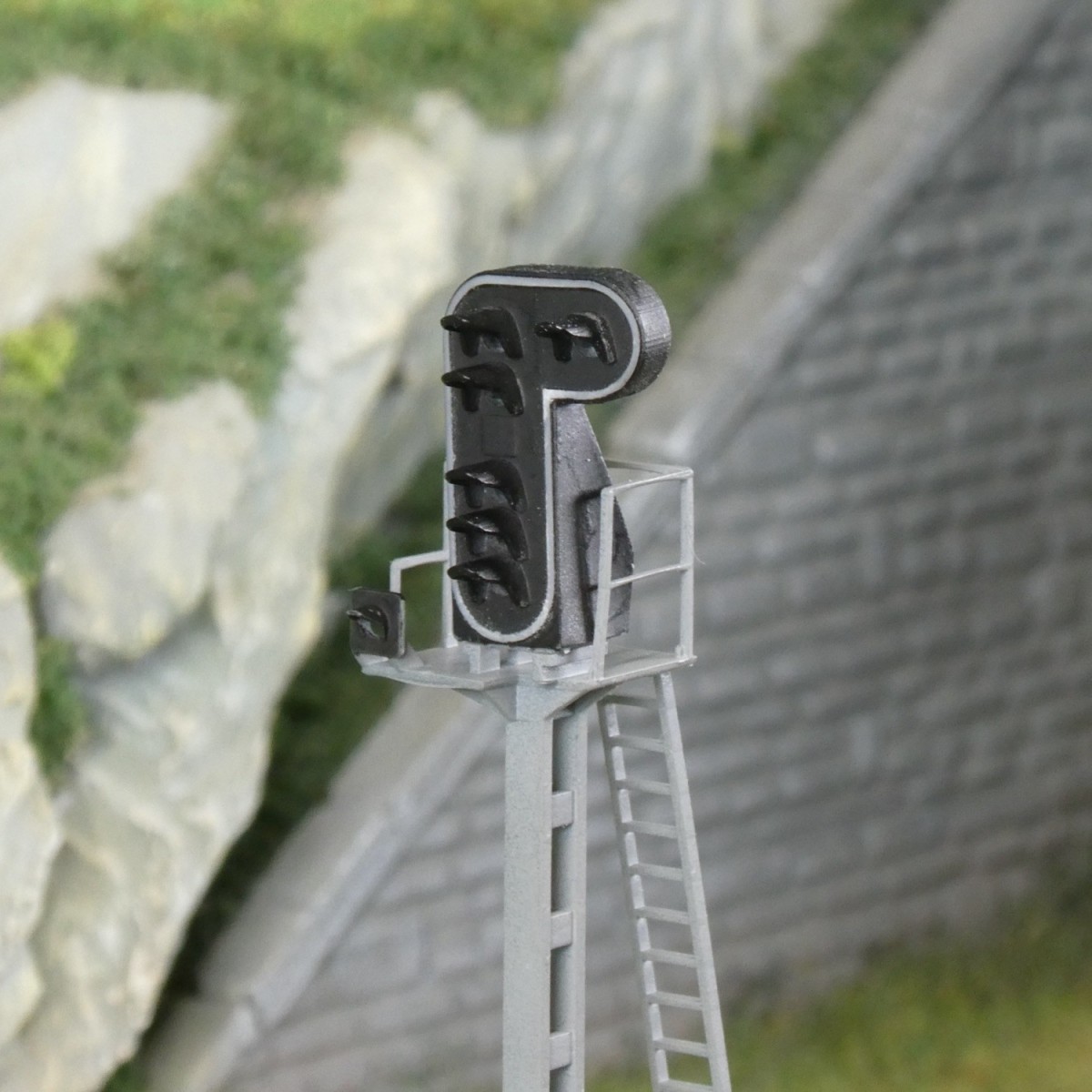 HO signal with 6 lights, type F, lightweight tall mast, SNCF - Rail...