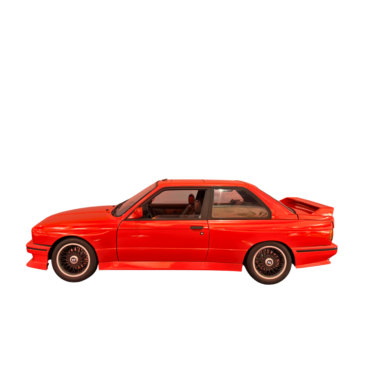 Maquette BMW M3 E30 1/8 - IXO Collections