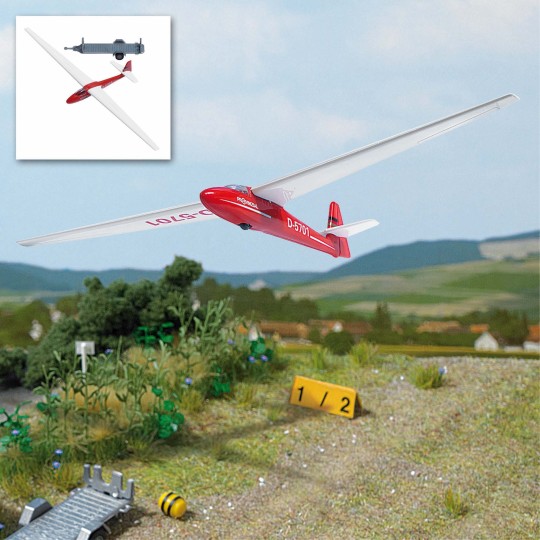 Busch_1154-Busch 1154 Red Glider with Trailer