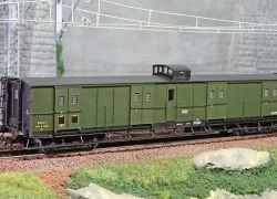 Ree Modeles VB348 Bogie van, ex-PLM, green 306, lookout and ladder,...
