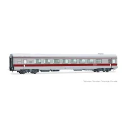 Voiture de mesure spécialisée transmissions sol-train SNCF rouge et...